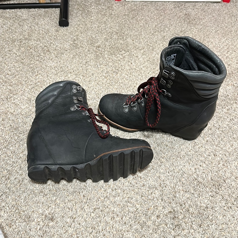 SOREL wedges